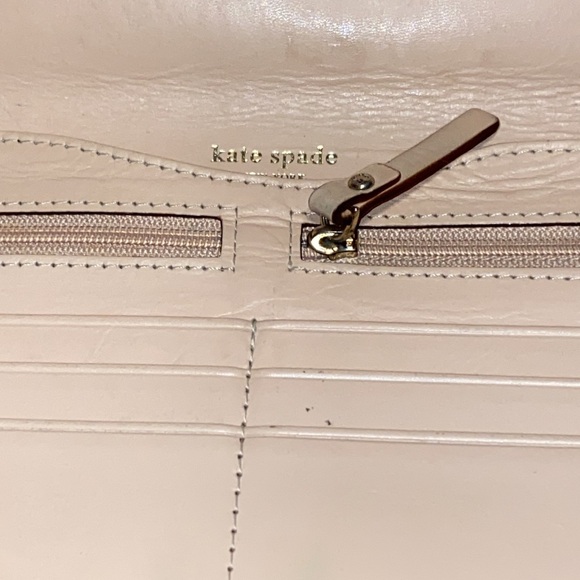 Kate Spade Gold Croc Skin Cashmere Long Clutch Snap Wallet EUC - Picture 6 of 12